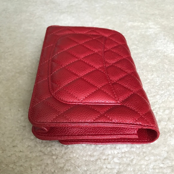 Chanel Wallet on Chain in Caviar with SHW - Picture 2 of 6